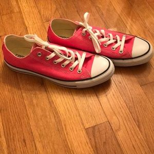 Pink converse
